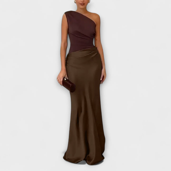 Robe Maxi Plissée Élégante à Une Épaule