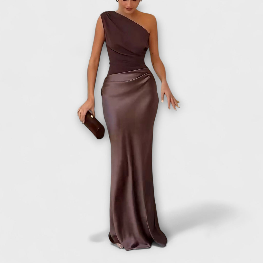 Robe Maxi Plissée Élégante à Une Épaule