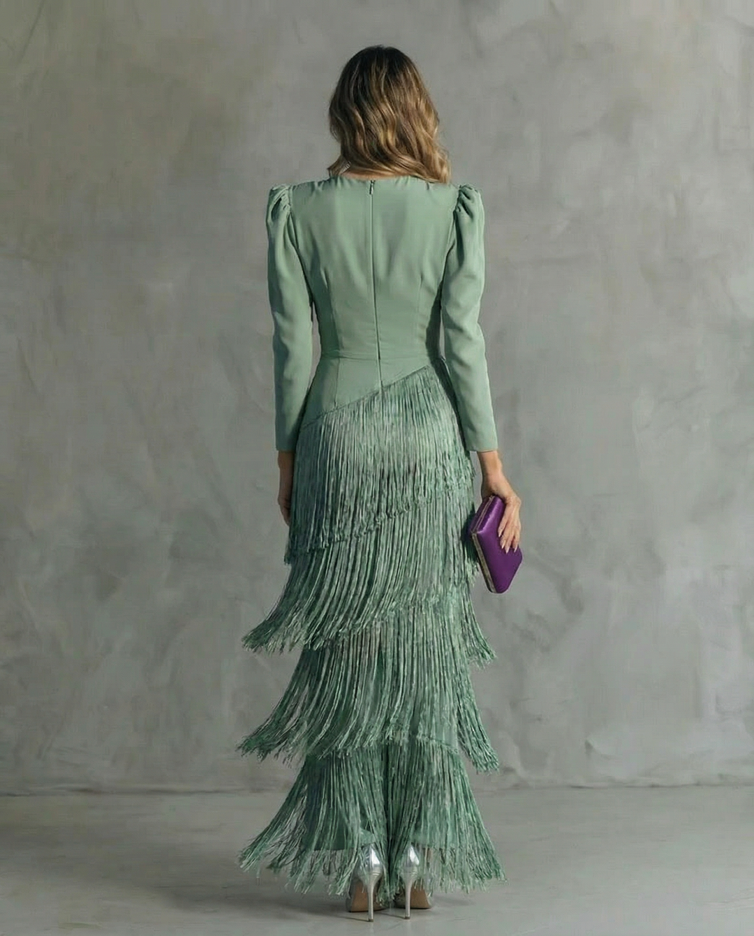 Claudia | Abito midi elegante con maniche a frange